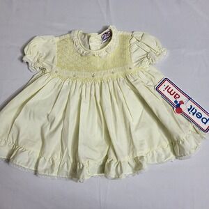 Vtg Petit Ami Baby Girl Dress 6 Months Yellow Smocked Floral Lace NOS